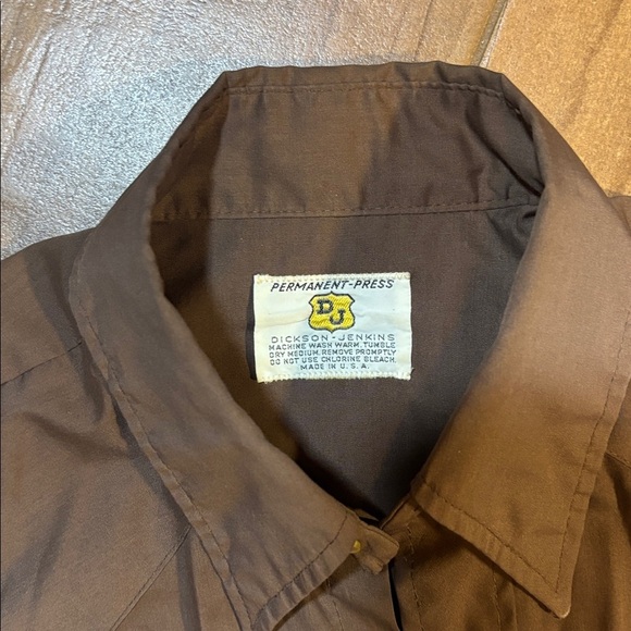 Dickson Jenkins vintage short sleeve pearl snap size M
Made in USA - Picture 2 of 6